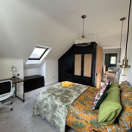 Seaside Rentals Bournemouth - 2Br, Upto 6Ppl, Beach 3 Min Walk, Dogs Ok, Wifi, Park 2 Cars ภายนอก รูปภาพ